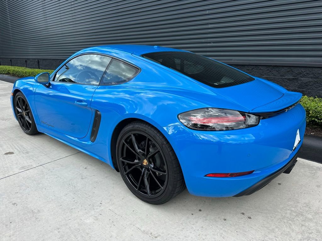 Used 2025 Porsche 718 Cayman image 5
