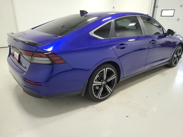 Used 2025 Honda Accord Sport image 6