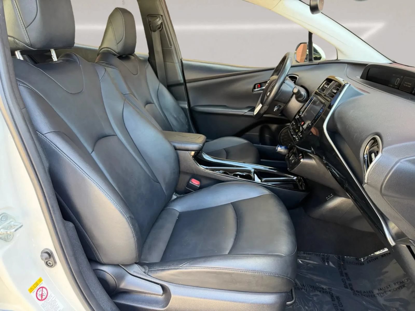 Used 2017 Toyota Prius Four w/ Premium Convenience Package FWD image 20