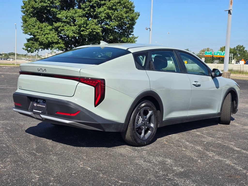 Used 2025 Kia K4 FWD image 13