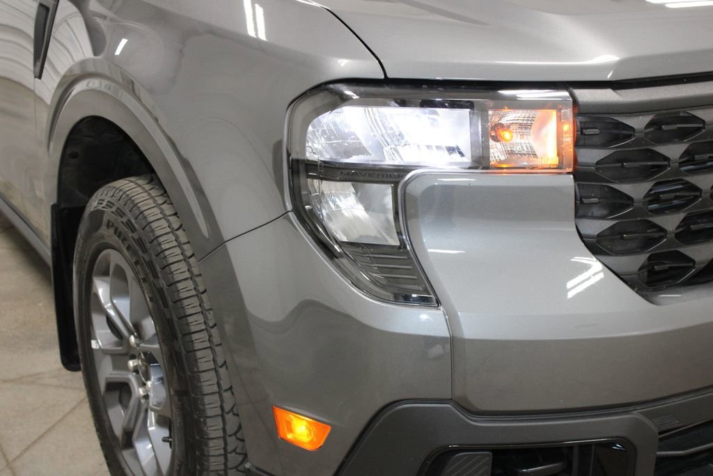 Used 2025 Ford Maverick XLT w/ XLT Luxury Package image 12