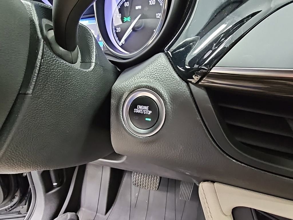 Used 2020 Buick Envision Essence w/ LPO, Cargo Package image 23