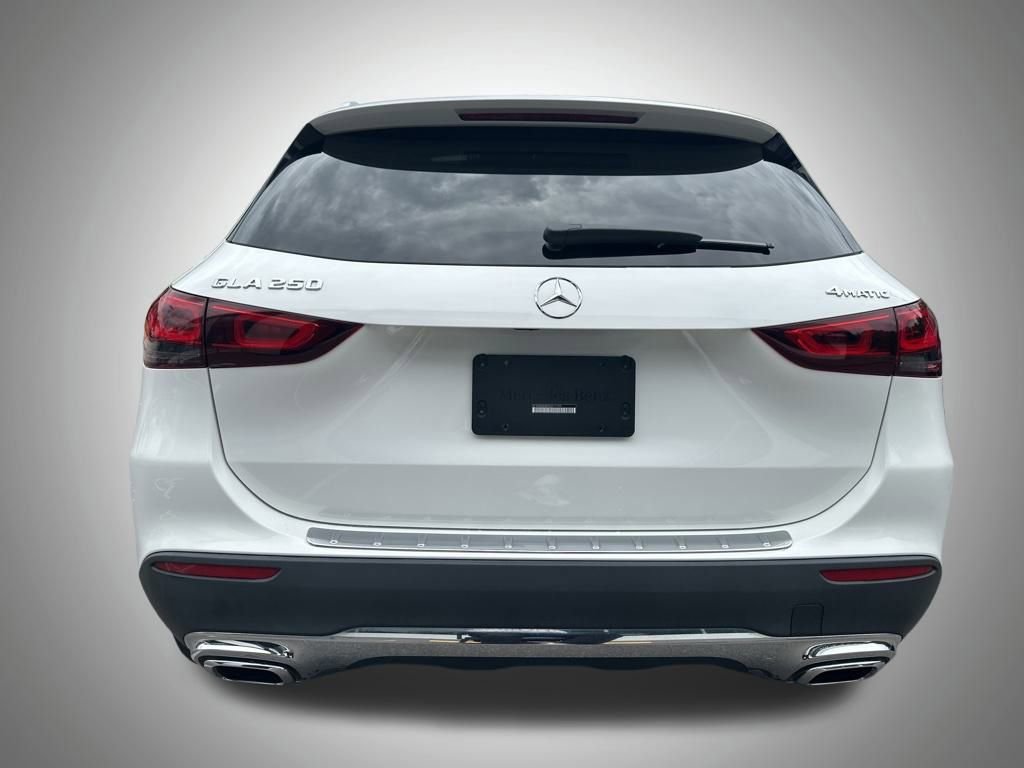Used 2022 Mercedes-Benz GLA 250 4MATIC image 9