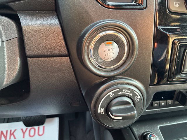 Used 2021 Nissan Titan PRO-4X w/ Pro-4x Convenience Package AWD/4WD image 33