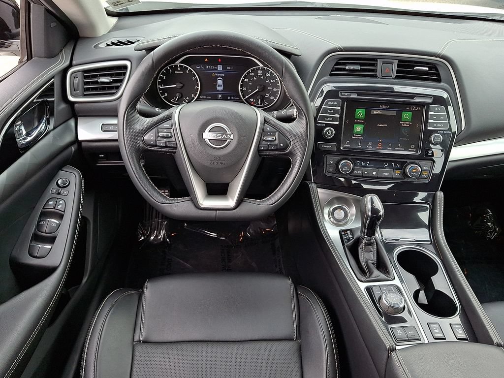 Used 2023 Nissan Maxima SV w/ Floor Mat Group FWD image 13