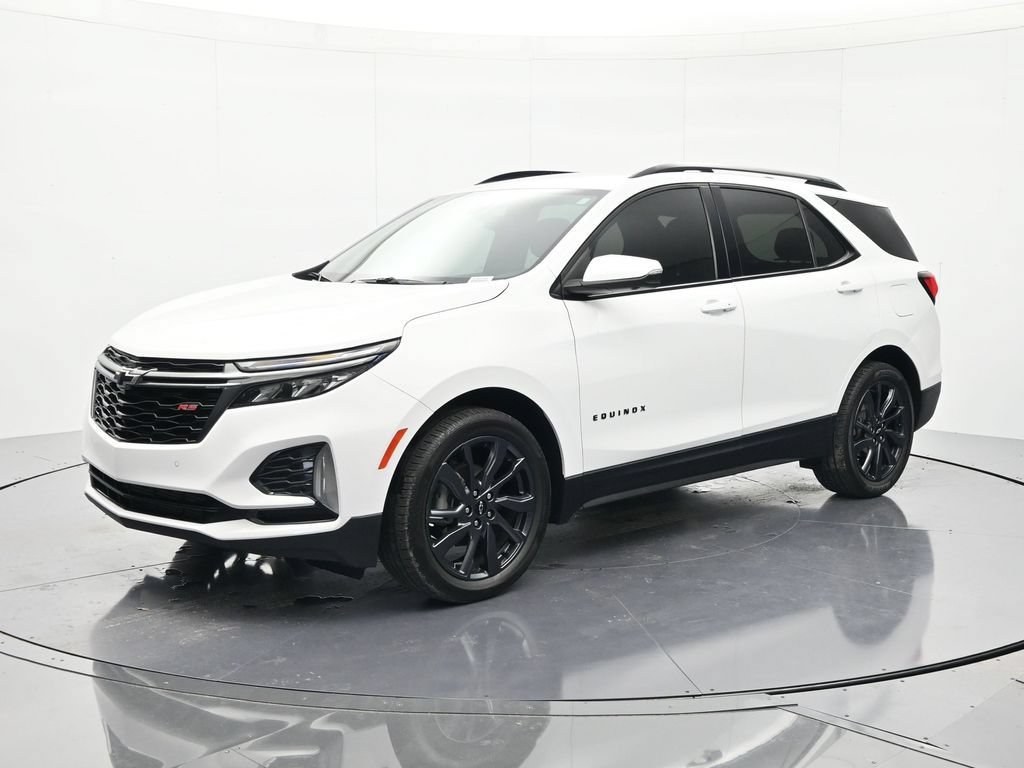 Certified 2022 Chevrolet Equinox RS w/ Infotainment Package FWD image 1