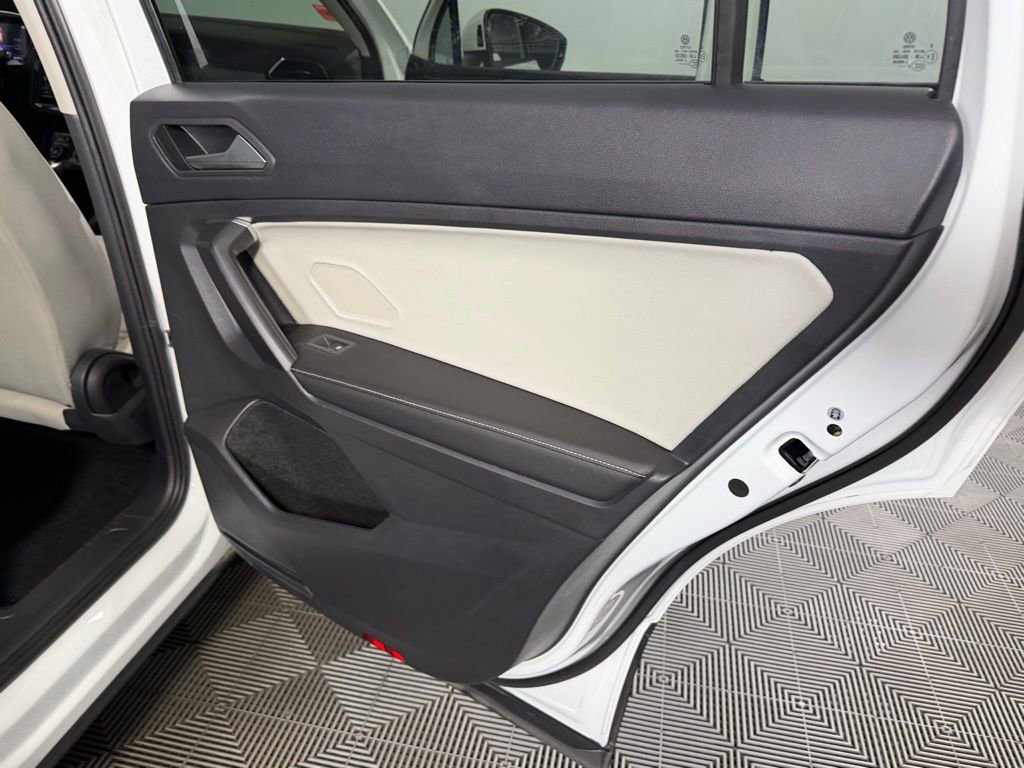 Used 2022 Volkswagen Tiguan S image 28