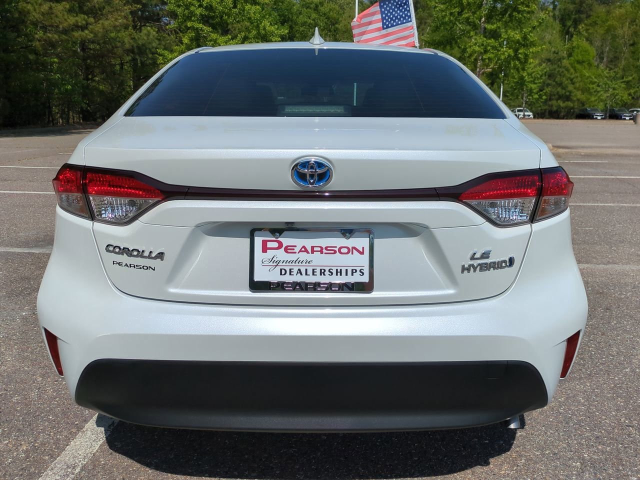Used 2024 Toyota Corolla LE FWD image 5