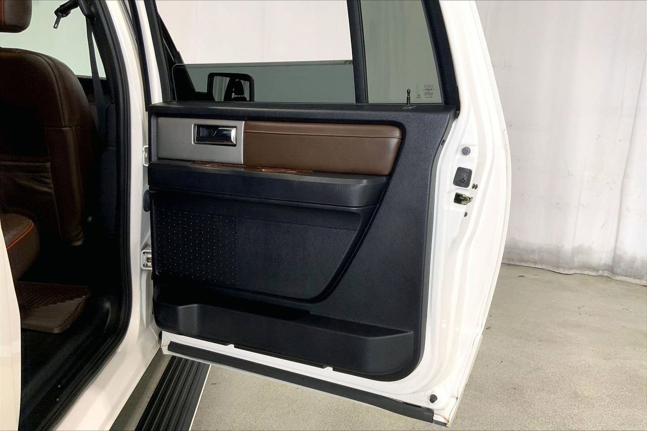 Used 2017 Ford Expedition EL King Ranch RWD image 23