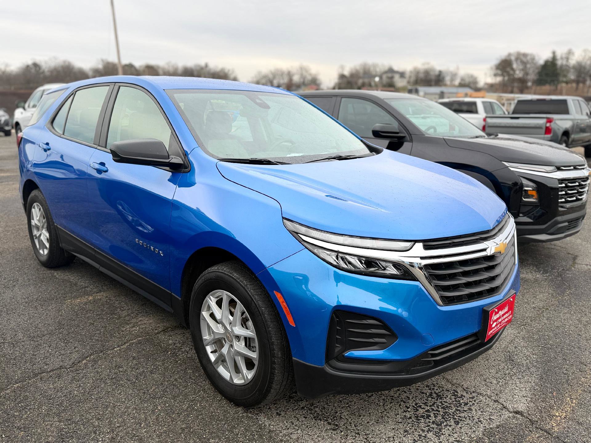 Used 2024 Chevrolet Equinox LS image 1