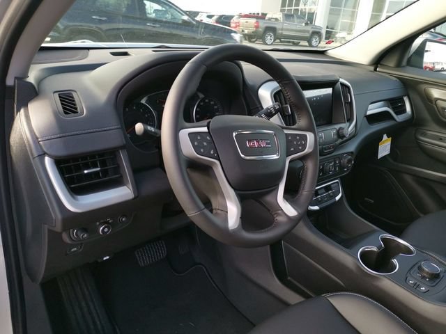 Used 2022 GMC Terrain SLT w/ Infotainment Package II FWD image 4