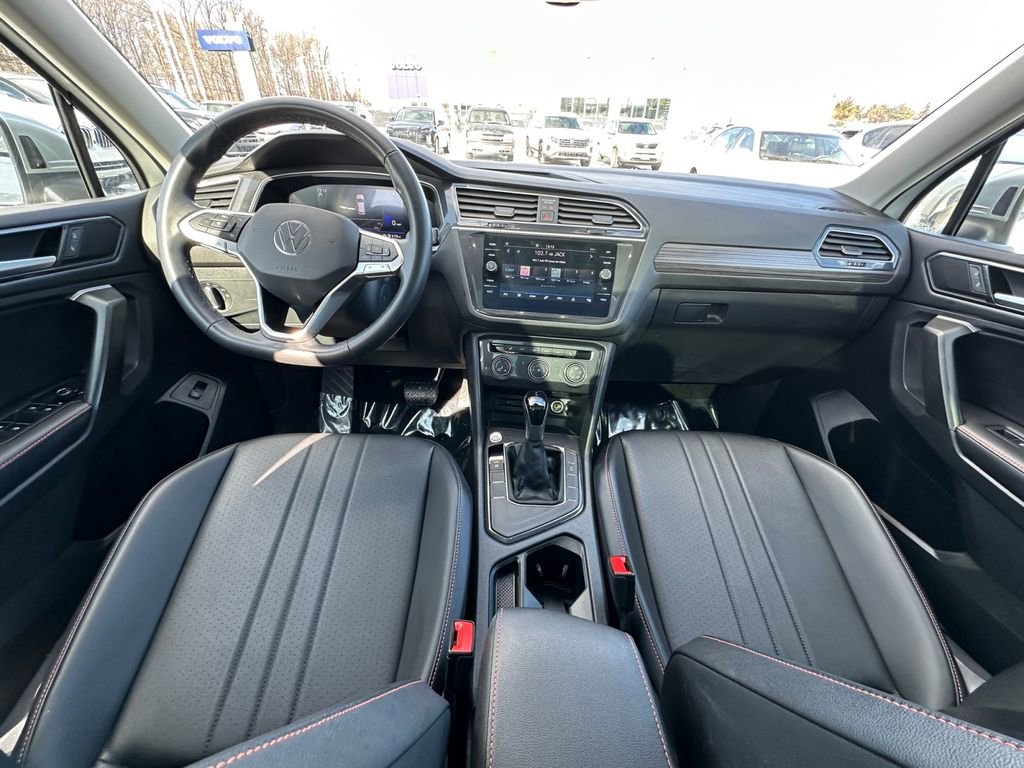Used 2024 Volkswagen Tiguan Wolfsburg Edition image 21