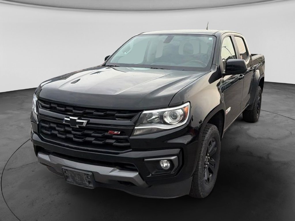 Used 2021 Chevrolet Colorado Z71 w/ Z71 Midnight Edition AWD/4WD image 4