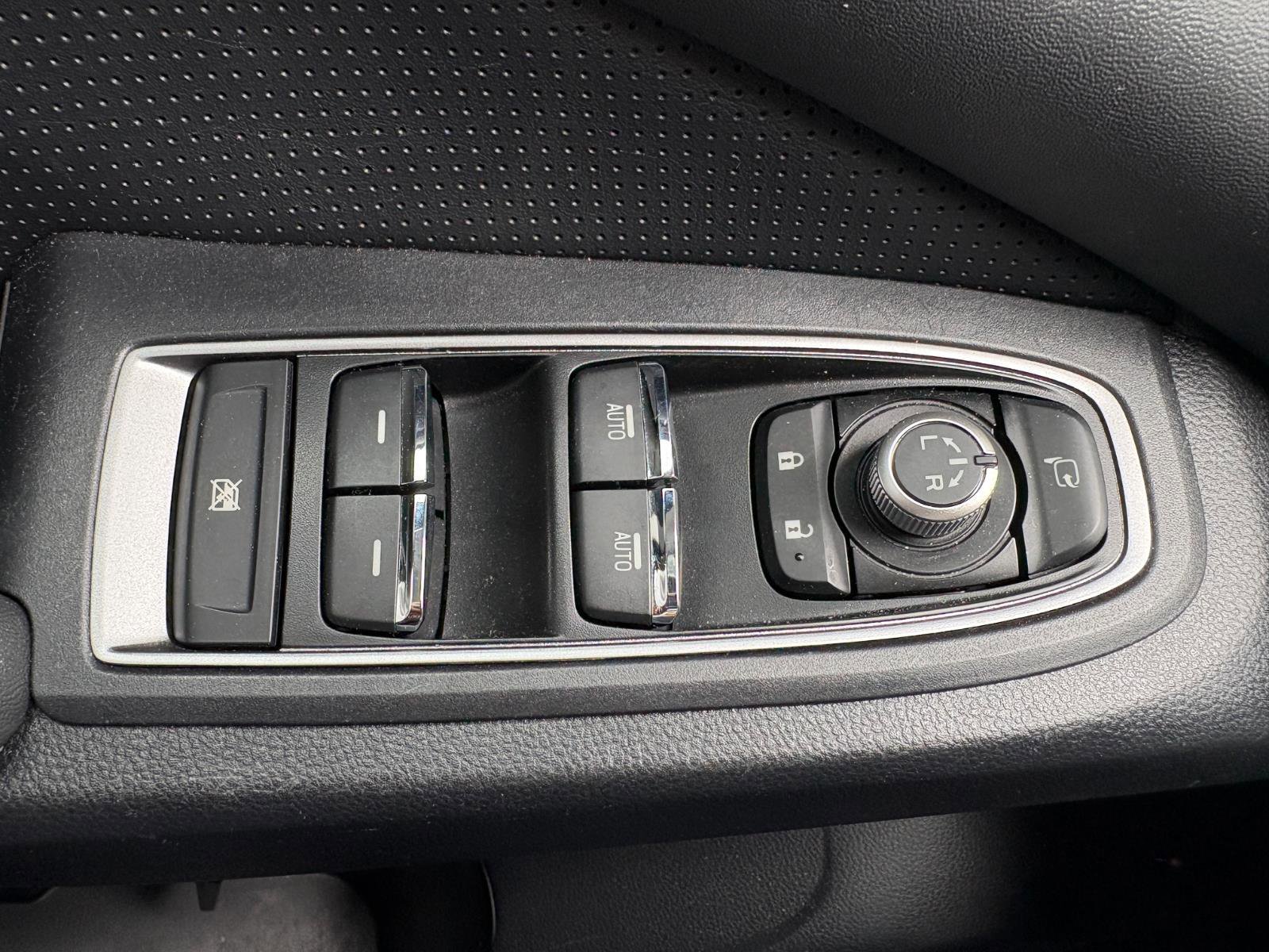 Used 2023 Subaru Ascent Touring image 30