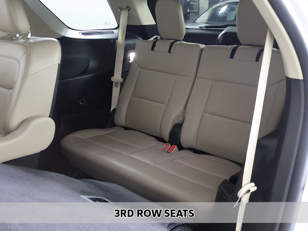 Used 2021 Ford Explorer XLT w/ Equipment Group 202A AWD/4WD image 8