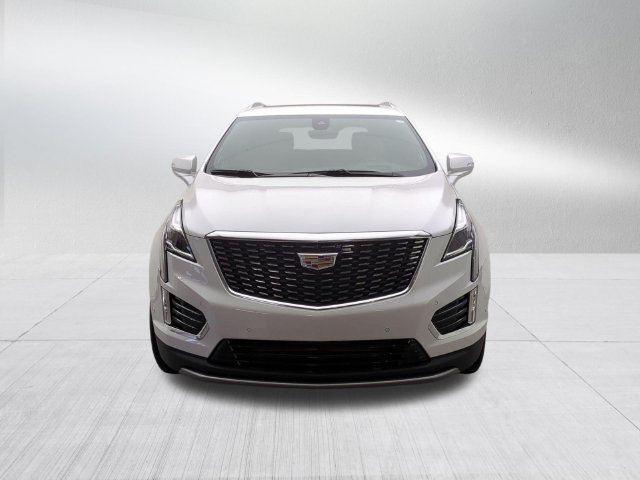New 2026 Cadillac XT5 Premium Luxury w/ LPO, Floor Liner Package AWD/4WD image 2