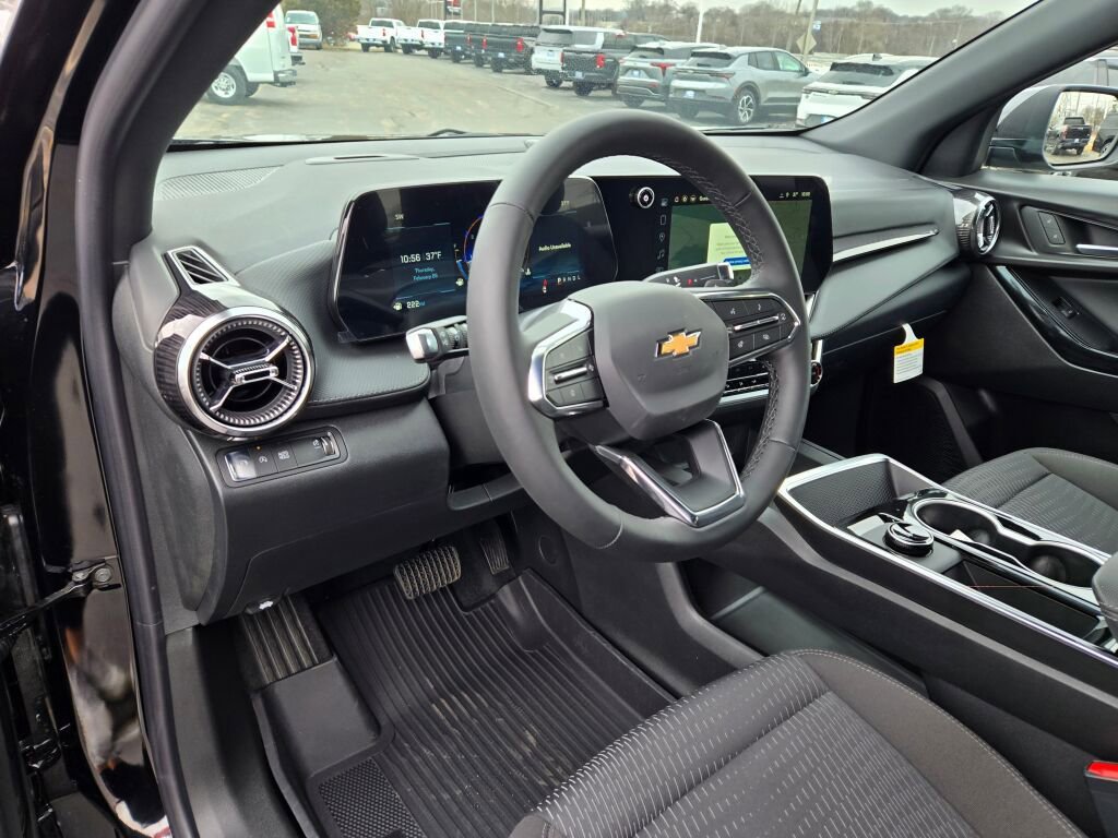 New 2026 Chevrolet Equinox LT w/ LPO, Floor Liner Package image 15
