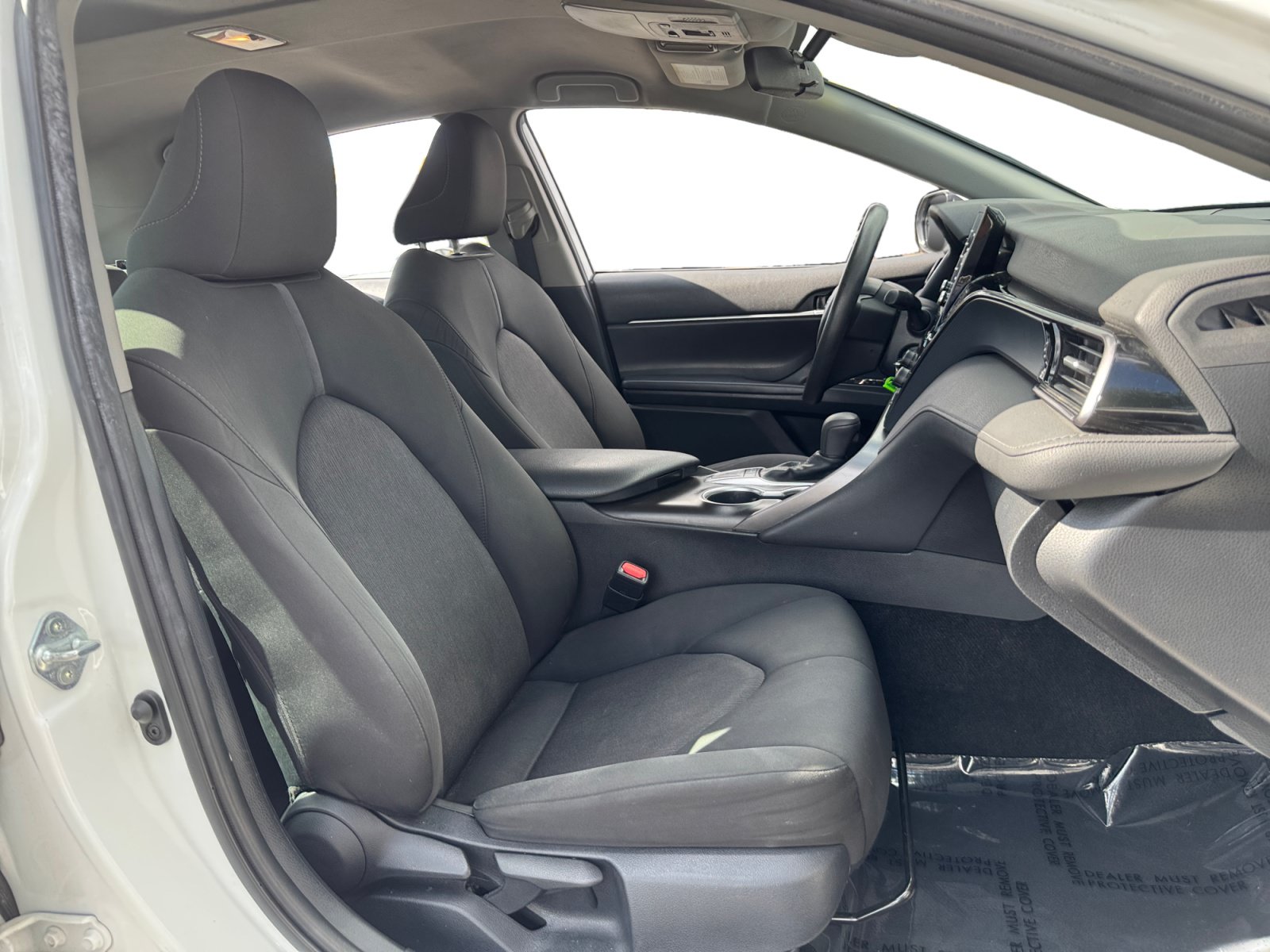 Used 2023 Toyota Camry LE FWD image 9