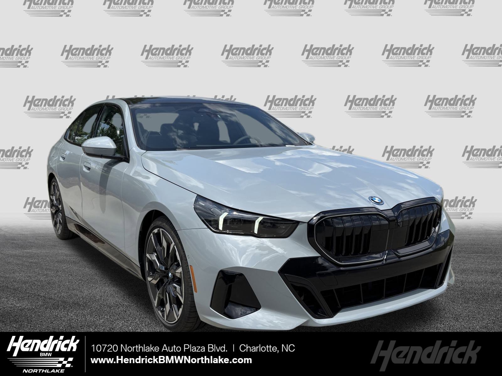 New 2026 BMW 550e xDrive