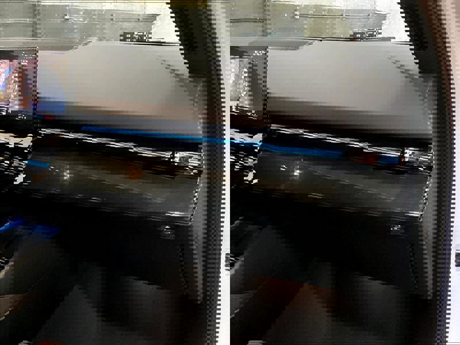 Certified 2024 BMW 530i xDrive image 17