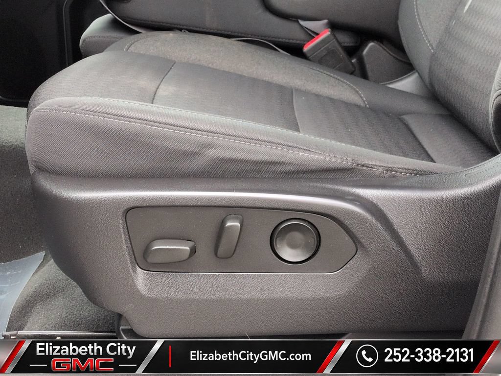 Used 2023 Chevrolet Silverado 1500 LT AWD/4WD image 21