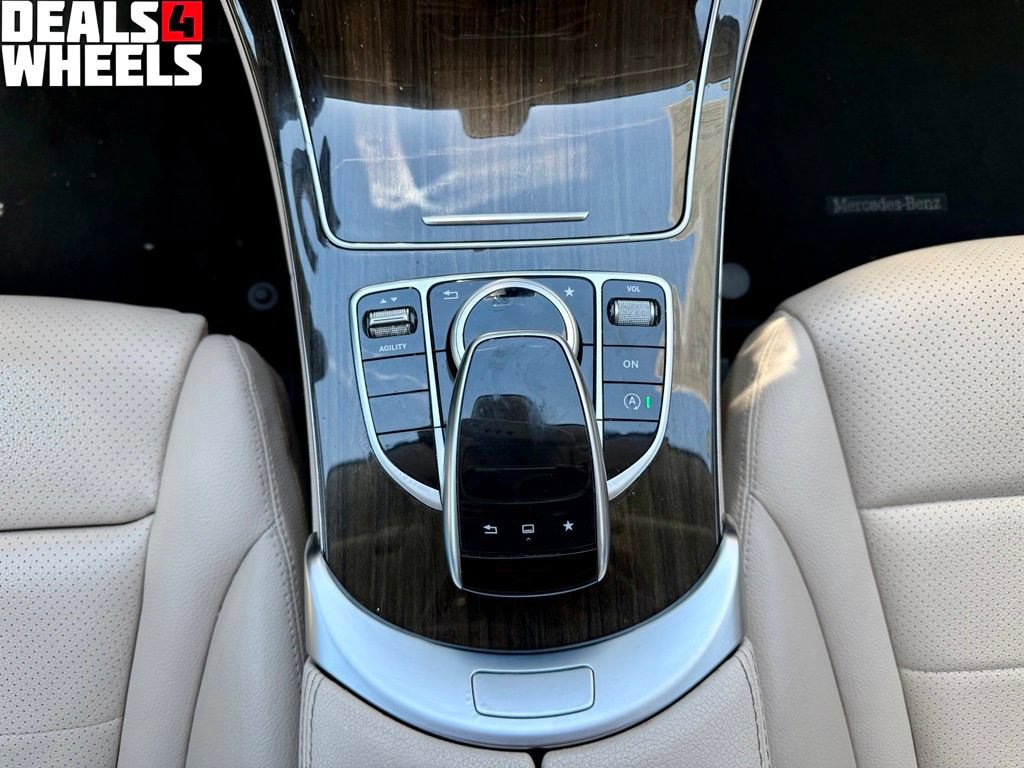 Used 2015 Mercedes-Benz C 300 4MATIC Sedan image 15