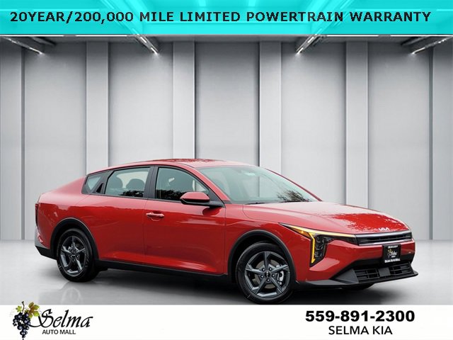 New 2025 Kia K4 LXS