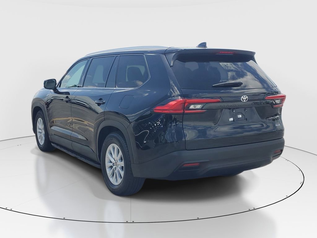 Certified 2024 Toyota Grand Highlander XLE FWD image 5