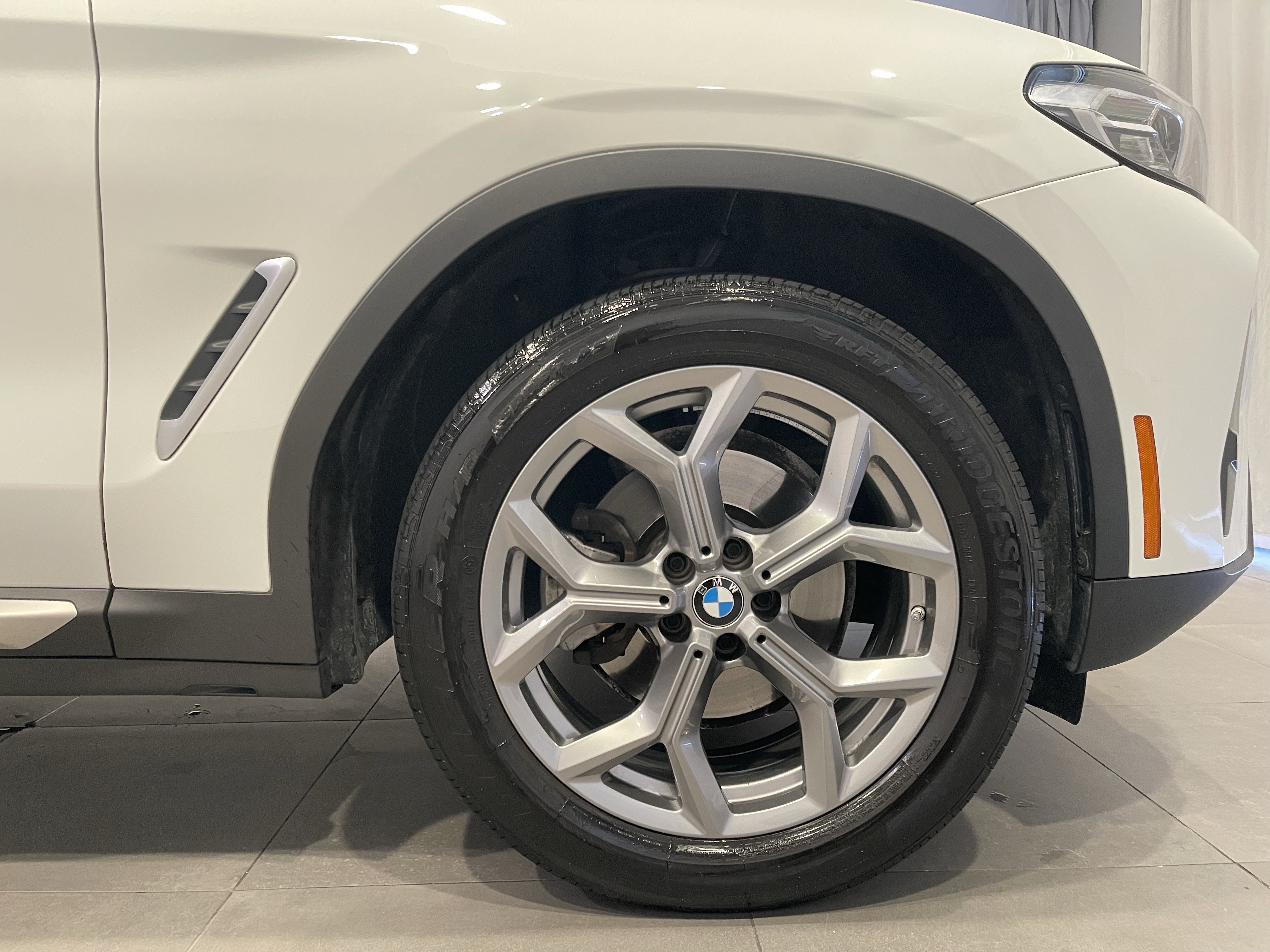 Certified 2024 BMW X3 xDrive30i w/ Premium Package AWD/4WD image 10