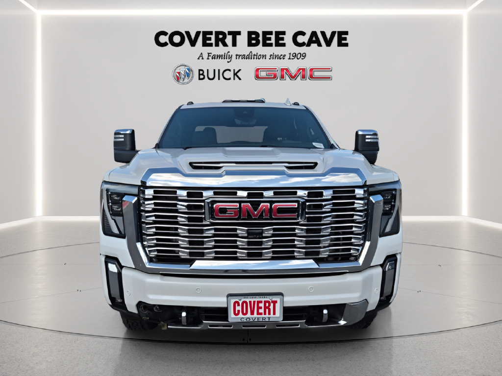 Used 2024 GMC Sierra 3500 Denali w/ Denali Reserve Package AWD/4WD image 2