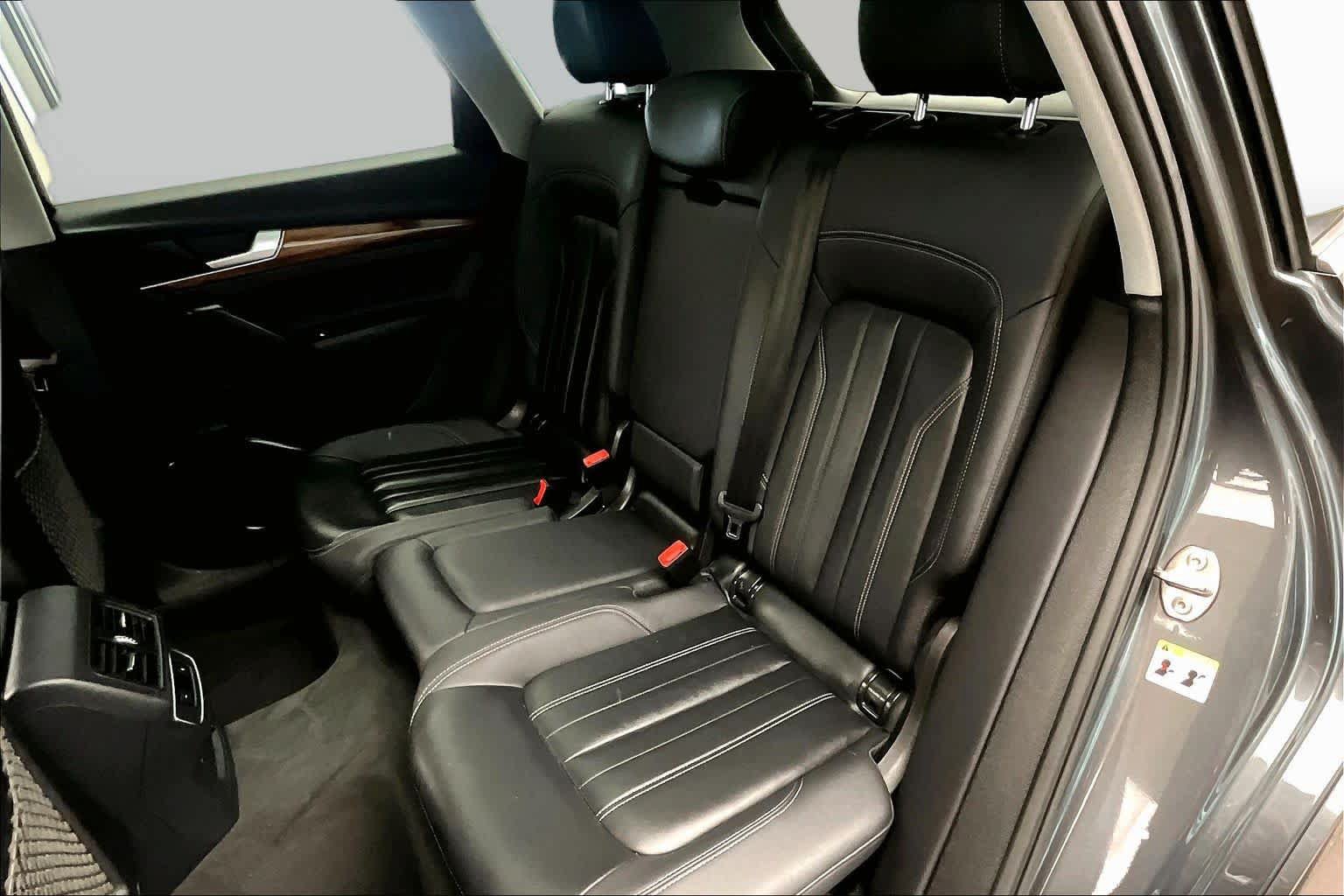 Certified 2023 Audi Q5 2.0T Premium w/ Convenience Package AWD/4WD image 21