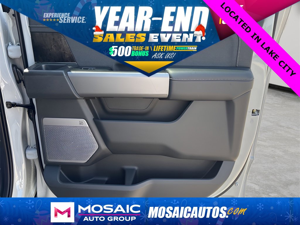New 2025 Ford F350 Lariat w/ Lariat Ultimate Package image 11