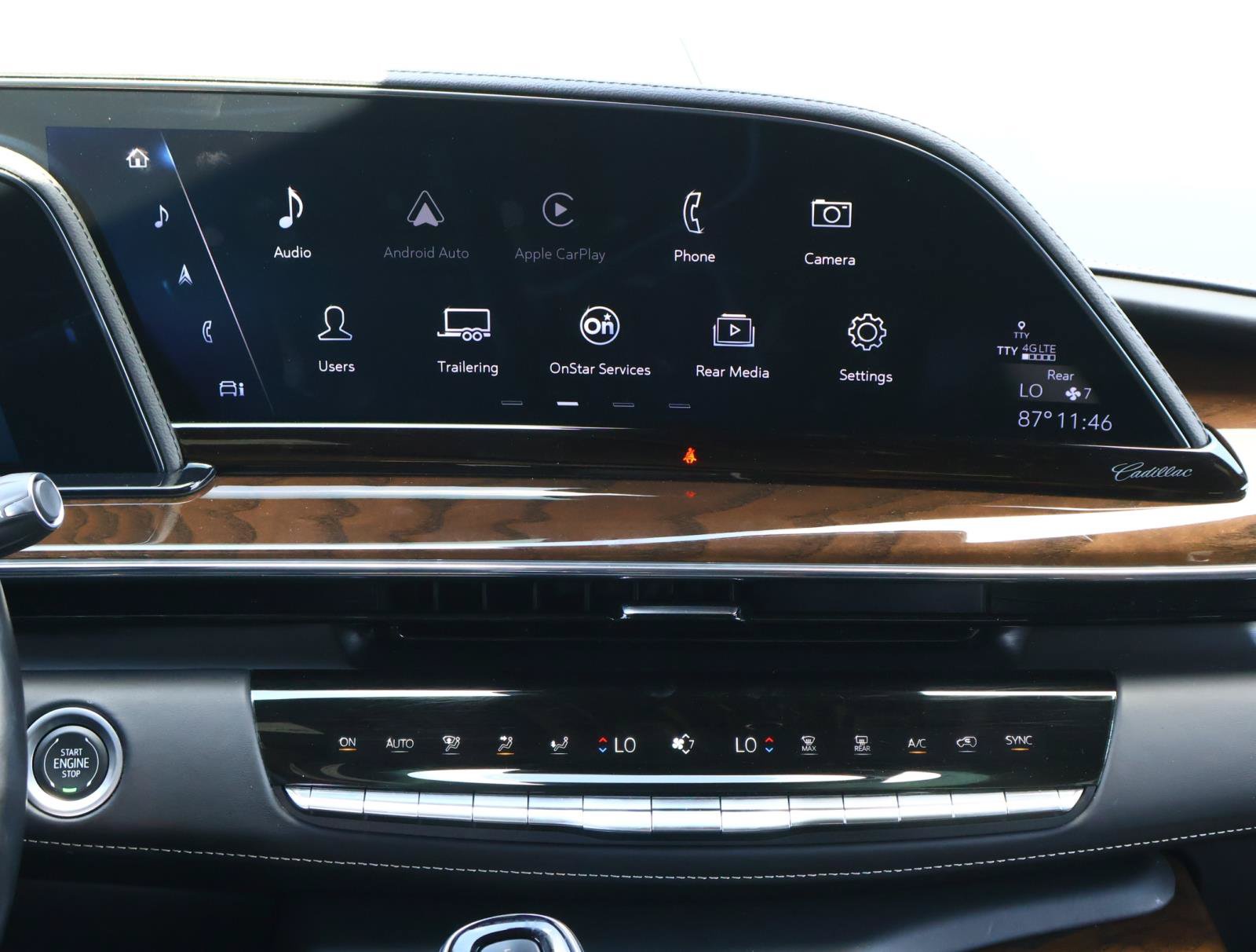 Certified 2024 Cadillac Escalade ESV Premium Luxury Platinum AWD/4WD image 15