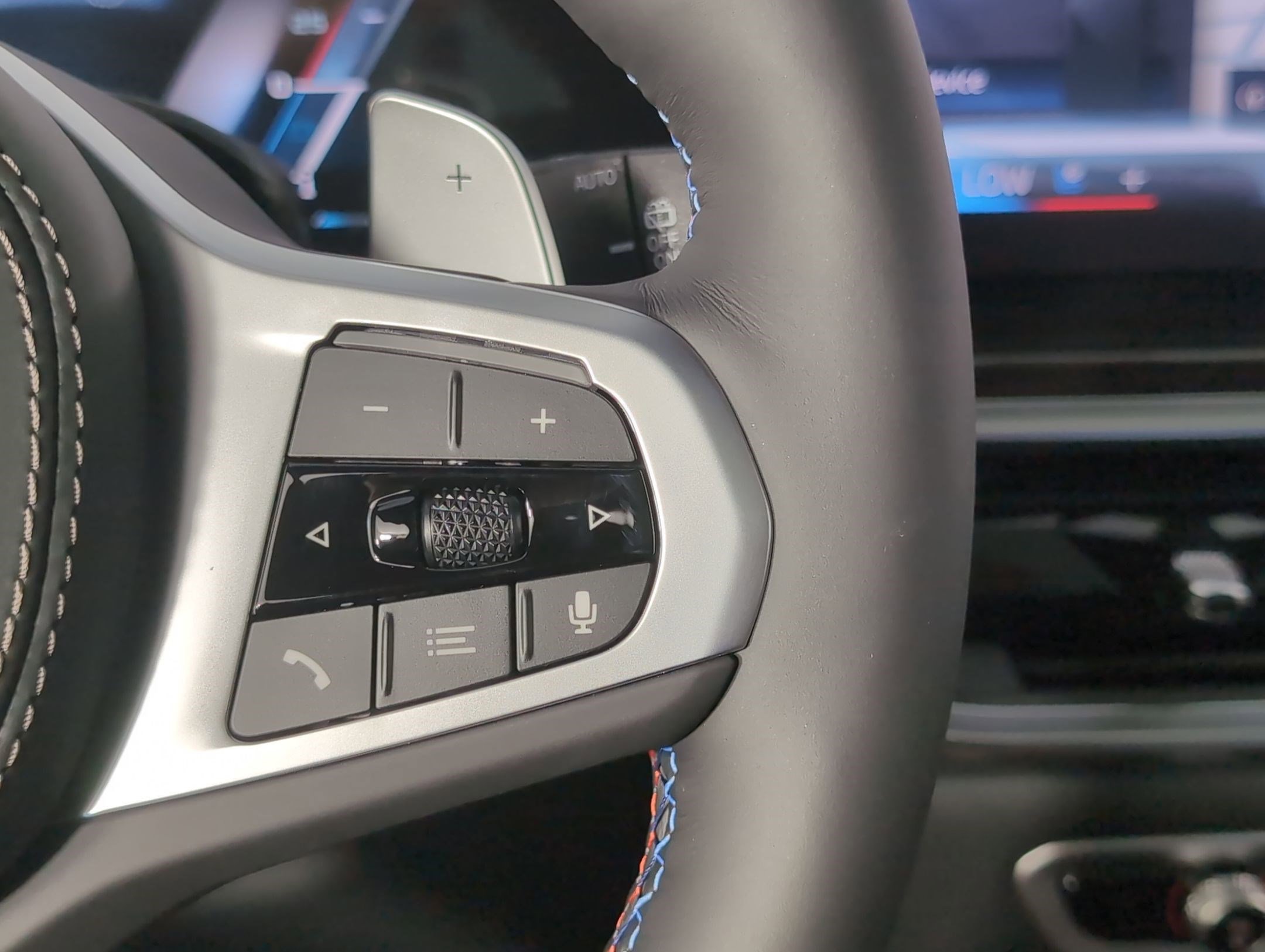 New 2026 BMW X7 M60i image 27