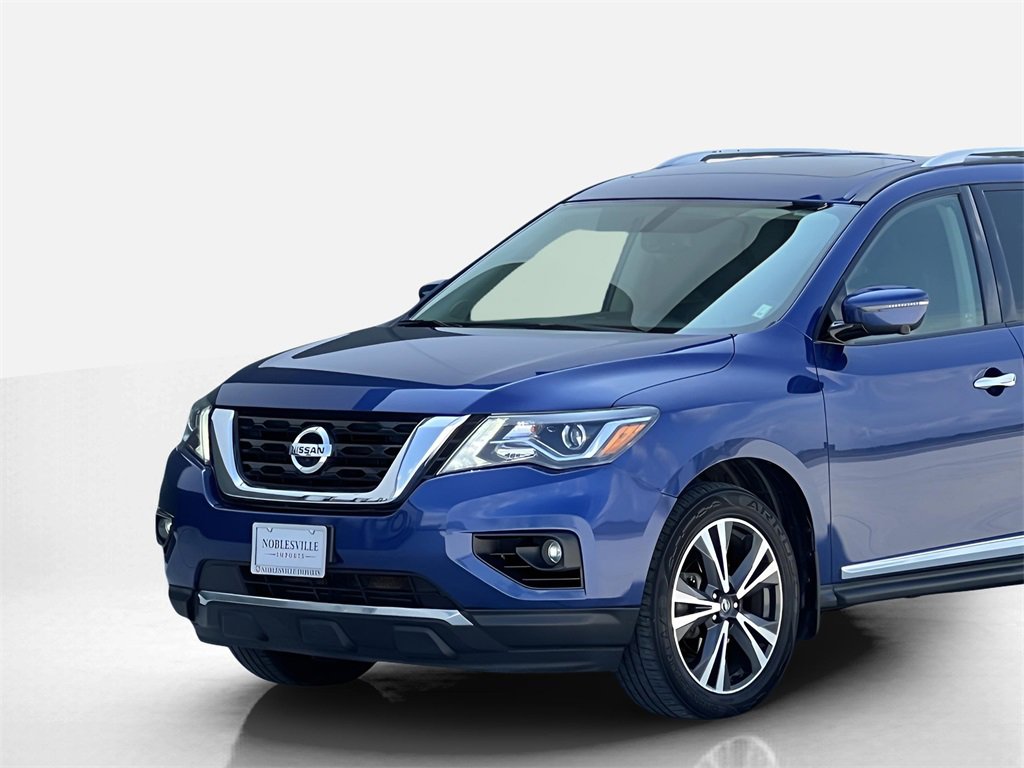 Used 2020 Nissan Pathfinder Platinum image 11