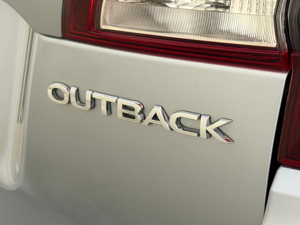 Used 2019 Subaru Outback 2.5i AWD/4WD image 25