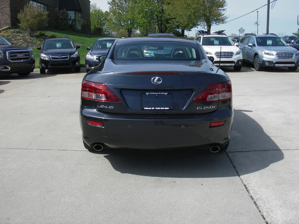 Used 2010 Lexus IS 250C image 14