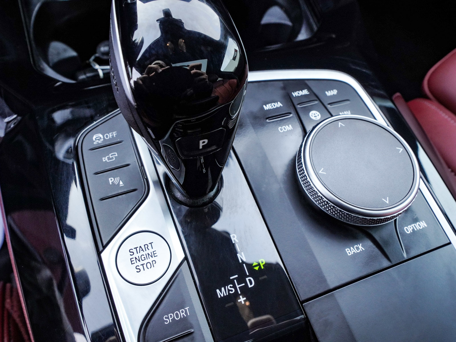 Used 2024 BMW X4 M40i image 28