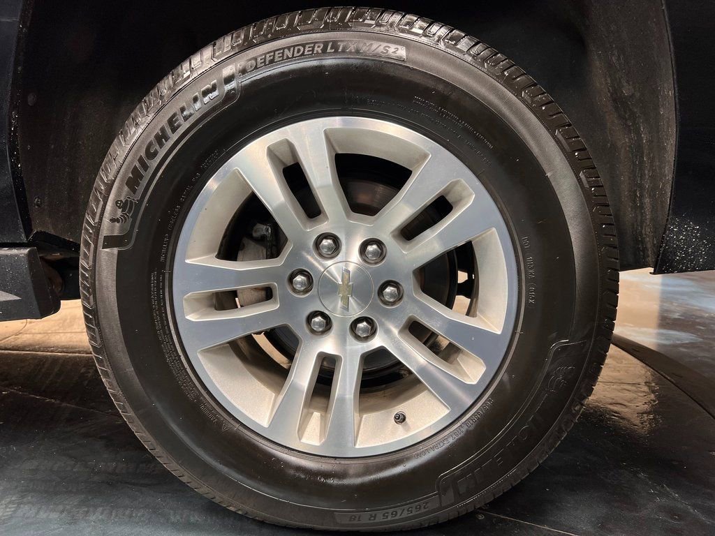 Used 2019 Chevrolet Suburban LS image 28