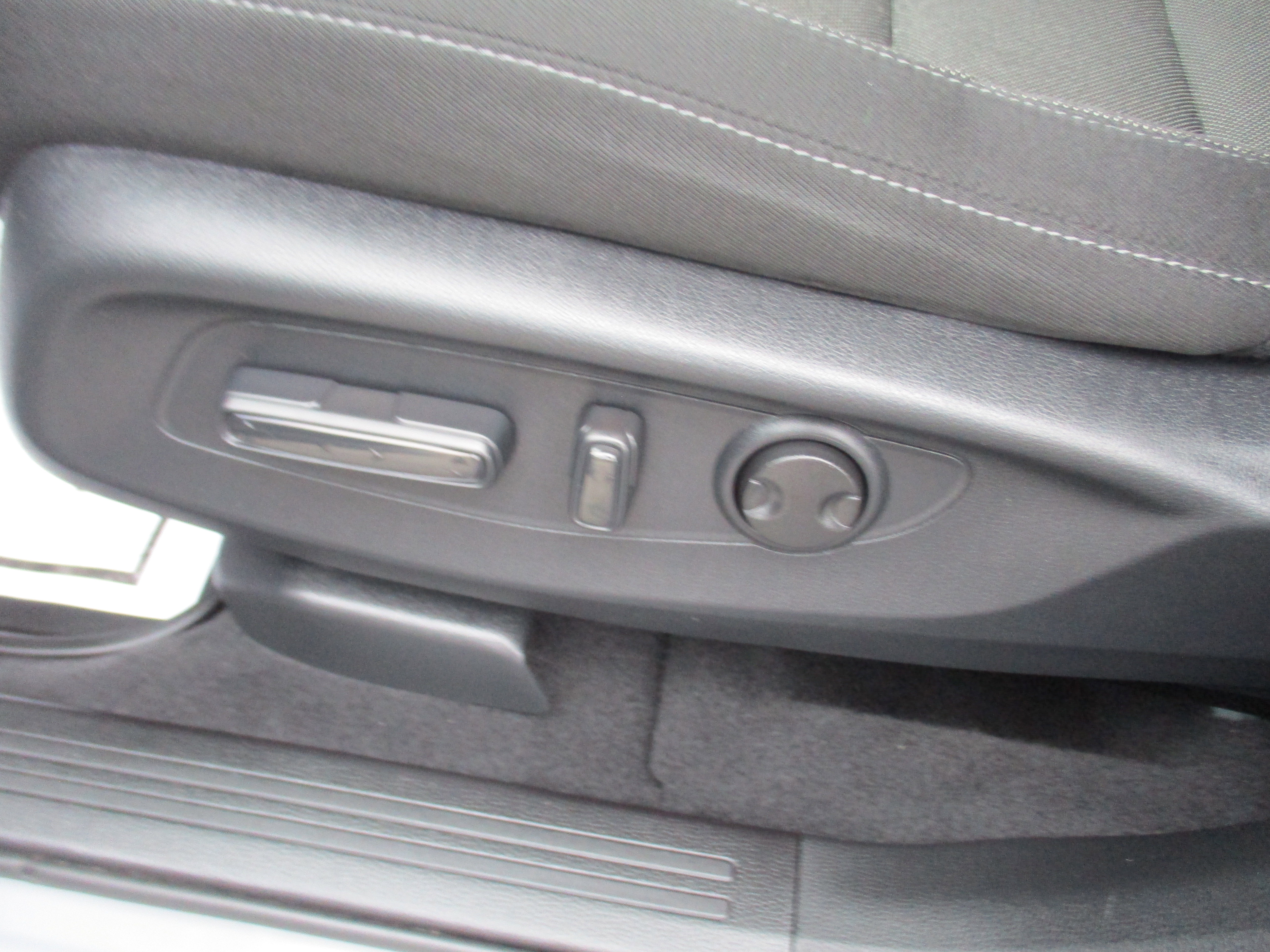 Certified 2023 Honda CR-V EX image 17