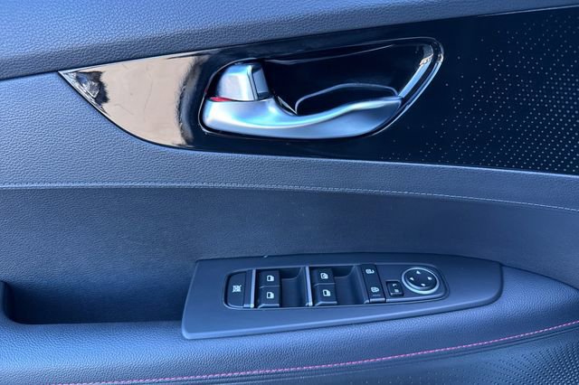 Used 2022 Kia Forte GT w/ GT2 Package image 11