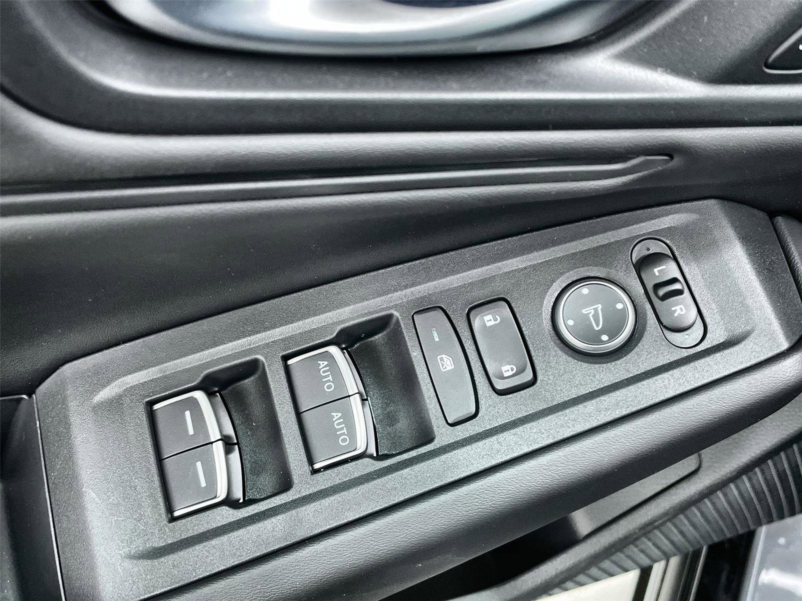 New 2025 Honda Accord EX-L image 12