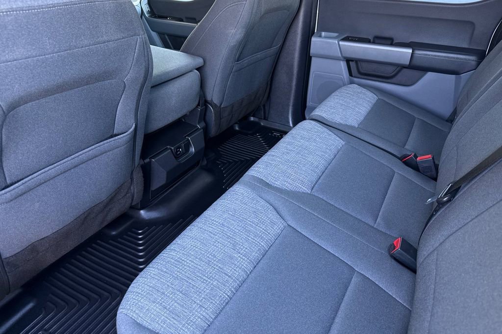 Used 2021 Ford F150 XLT image 9