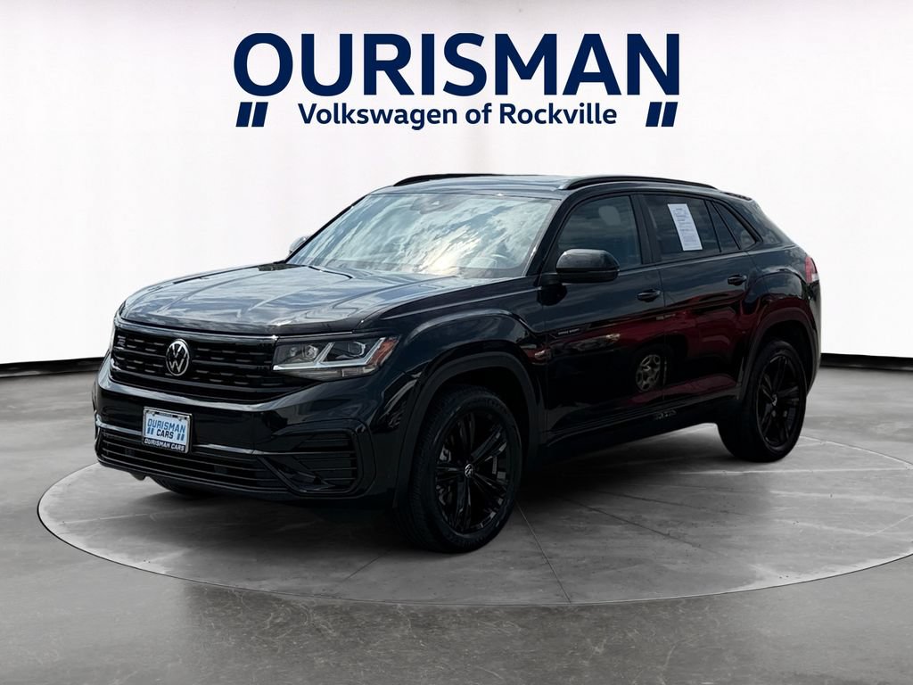 Used 2023 Volkswagen Atlas Cross Sport SEL R-Line AWD/4WD image 2