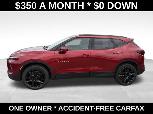 Used 2023 Chevrolet Blazer LT FWD image 2