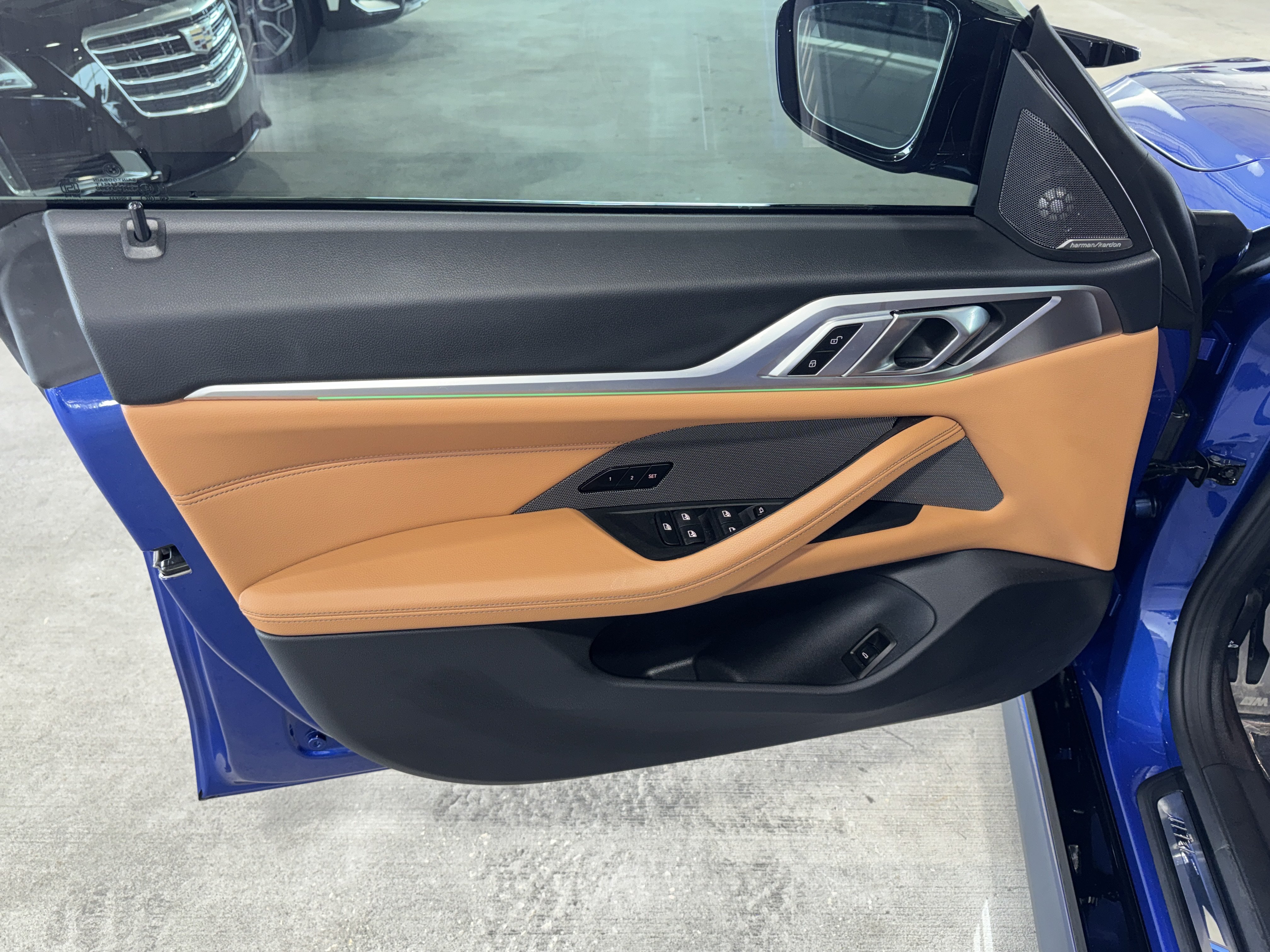 Used 2025 BMW M440i RWD image 17