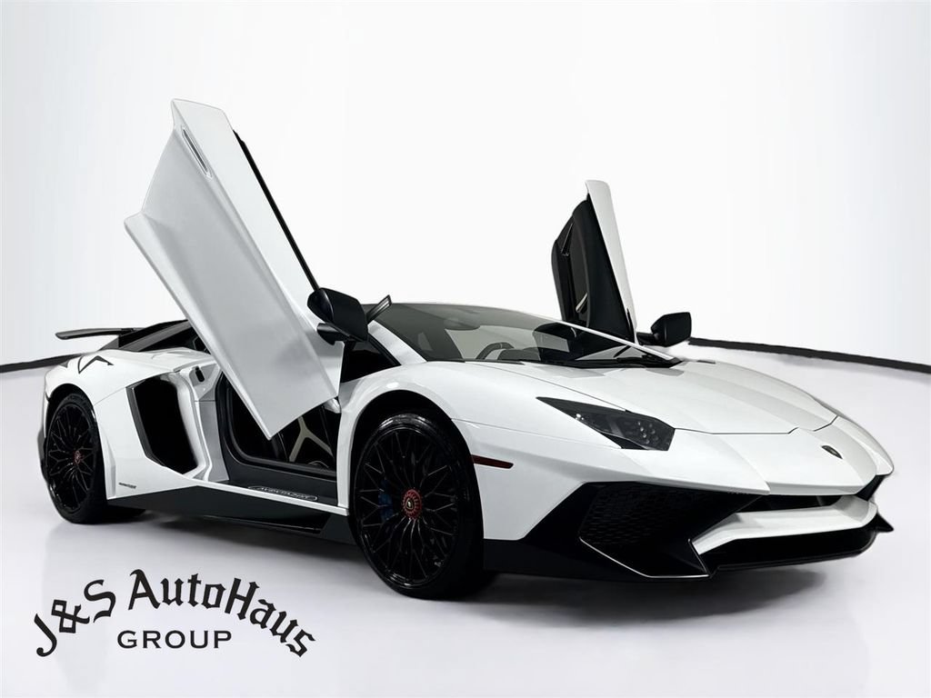 Used 2016 Lamborghini Aventador LP 750-4 Superveloce AWD/4WD image 1