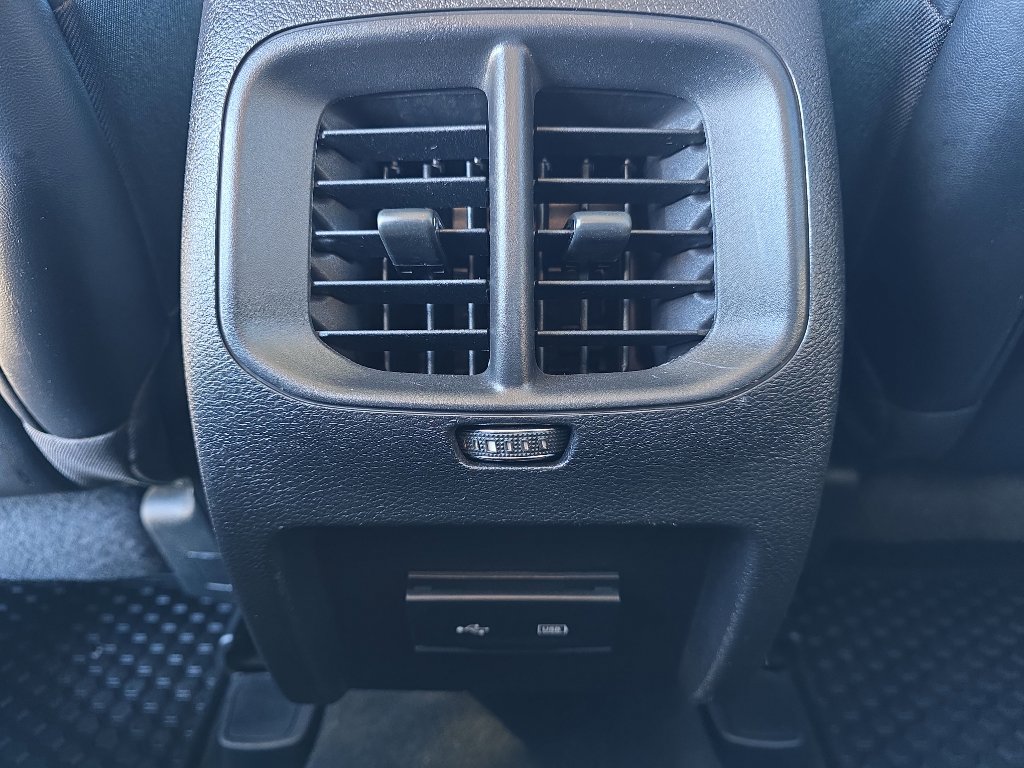 Used 2020 Jeep Cherokee Latitude Plus w/ Cold Weather Group image 20