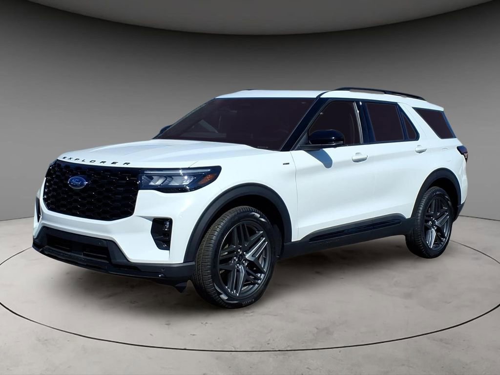 New 2026 Ford Explorer ST-Line w/ ST-Line Street Pack AWD/4WD image 1