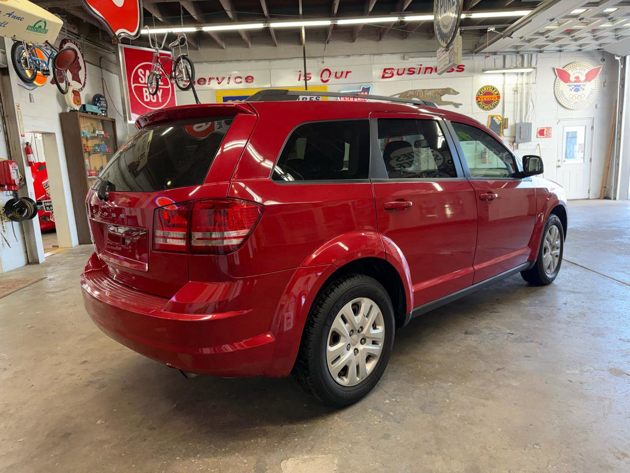 Used 2019 Dodge Journey SE FWD image 5